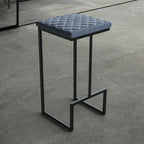 Tabouret de bar moderne matelassé en similicuir Quincy – Tabouret de cuisine rembourré de 61 cm