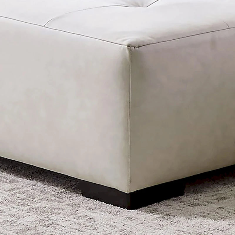 Chaise de bureau à domicile sans accoudoirs pivotante à 360° | Siège en similicuir | Piètement en acier noir | 68,5 cm L | Ivoire