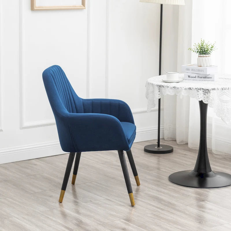 Fauteuil Velours "Barrel" | Profonds plis piqués | Pieds en bois de hêtre avec accents dorés | L 64,8 cm