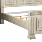 Lit double Queen | Finition vieillie Whitestone | Bois d'hévéa et moulures | Style traditionnel